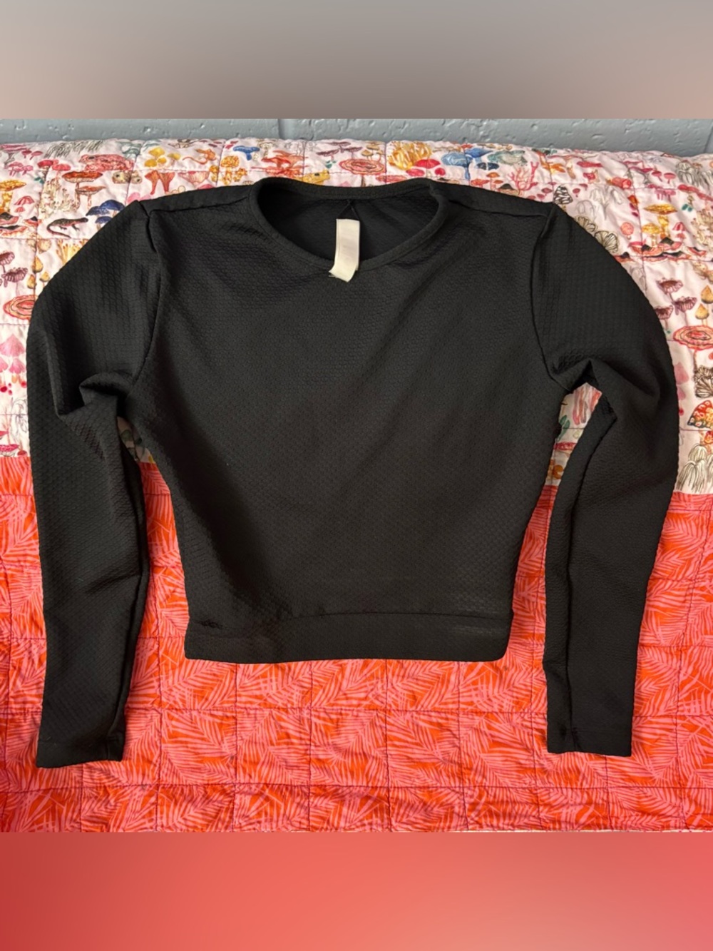 Seea Palomar Crop Top Rashguard - Black M NWOT